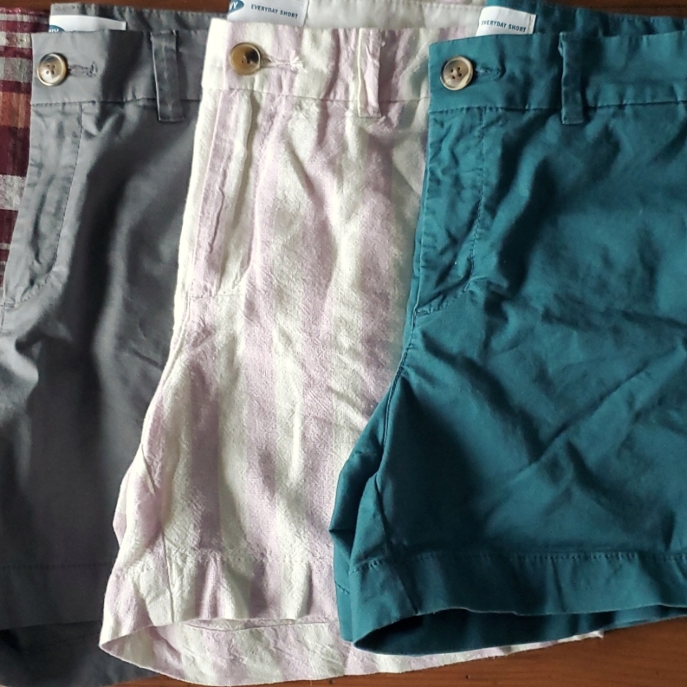 Lot of 3- Women's Old Navy Shorts- Size 6